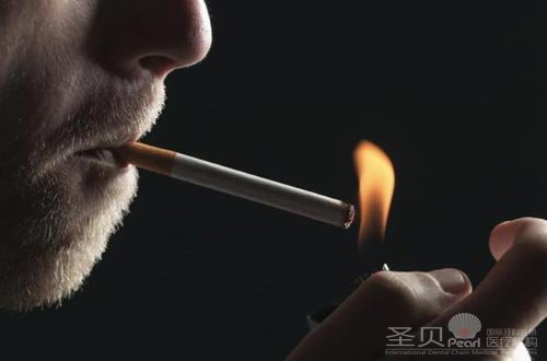 成都烟渍牙如何进行牙齿美白